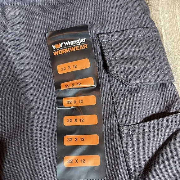 Wrangler Cargo Chino Shorts, Gray, Size: 32x12, NWT!! - Picture 7 of 8